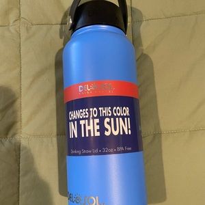 Del Sol color changing water bottle